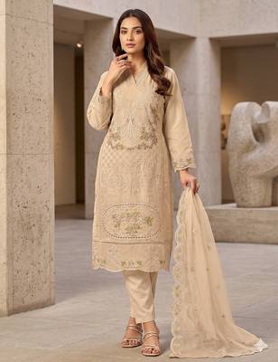 Womens silk with heavy embroiedery with sequence work kurta set 1