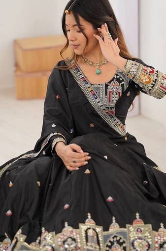 Black Color Dori With Thread & Sequence Work Lehenga Choli Set