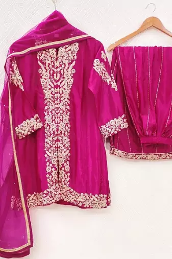 Womens silk with heavy embroiedery with sequence work kurta set
