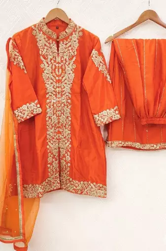 Womens silk with heavy embroiedery with sequence work kurta set