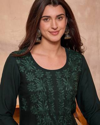 Womens green viscose rayon emboidered kurti 2