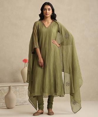 Olive green handloom mul chanderi kurta set 2