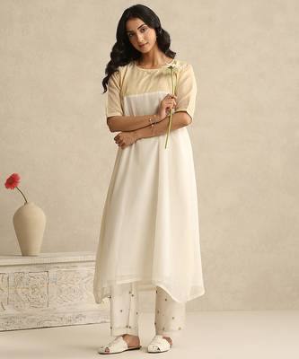 Off white handloom mul chanderi kurta set 3