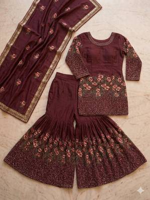 Maroon heavily embellished bridal sharara 3