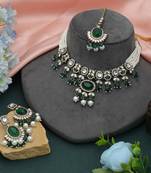 Green color choker kundan necklace set