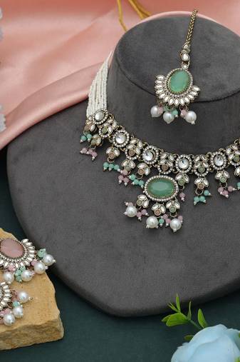 Pista green color choker kundan necklace set