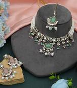 Pista green color choker kundan necklace set