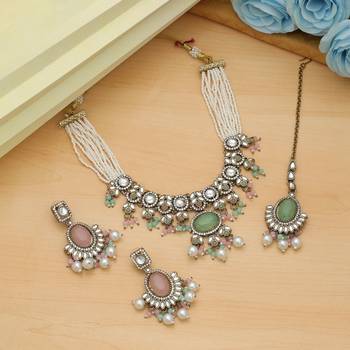 Pista green color choker kundan necklace set 2