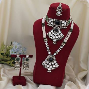 Green color long and choker kundan necklace set 2