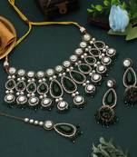 Green color kundan necklace set