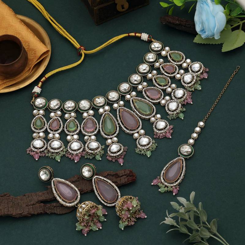 Pink & pista green color kundan necklace set