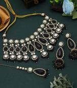 Black color kundan necklace set