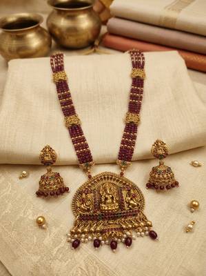 Temple design maroon necklace set for women 1