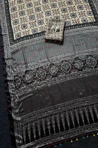 Roman Silk Print With Real Mirror work Saree With Blouse Set For Women's