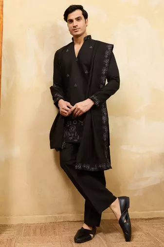 Black viscose silk thread & sequence embroidered work kurta with dupatta