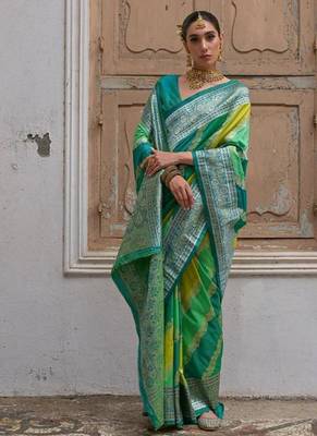 Green silk blend handloom silk blend kadwa weaves sarees 3