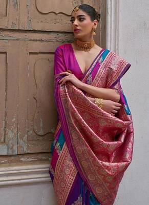 Pink color silk blend handloom silk blend kadwa weaves sarees 3