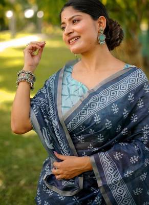 Multicolor dhanwari cotton digital print zari border saree 4