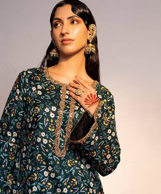 Green printed viscose raw silk kurta set 2