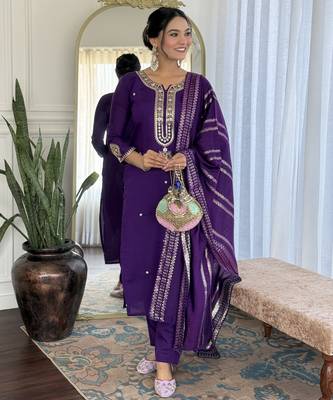Women's royal blue viscose chanderi embroidered kurta pant set with jacquard dupatta 2