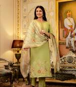Women's lemon green viscose silk embroidered kurta pant set with jacquard organza dupatt