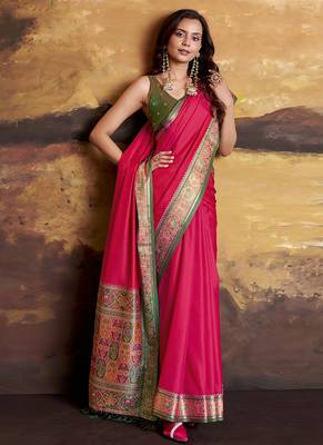 Red patola silk blend party wear saree 2