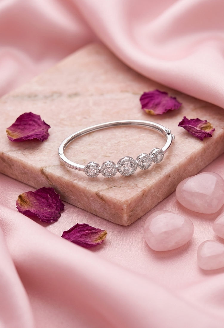 925 sterling silver pavé circle link bracelet for women