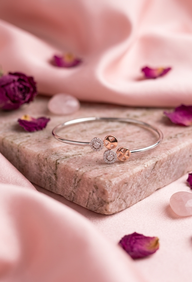 925 sterling silver pavé halo circle bracelet for women