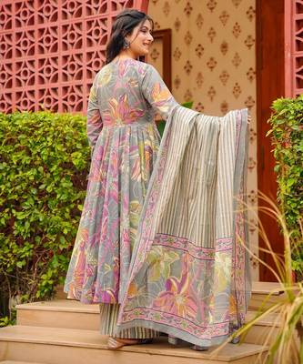 Grey color muslin digital printed palazzo dress 2