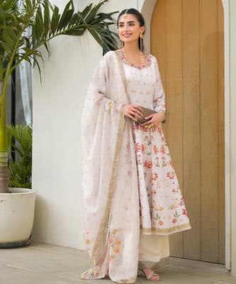White color elegant sophisticated rich party looks readymade dress 2