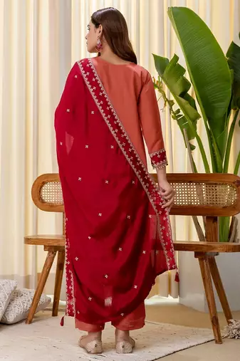Peach color beautiful silk blend embroidered fancy kurta set