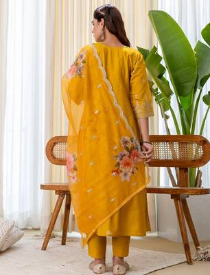 Mustard color beautiful silk blend embroidered fancy kurta set 2
