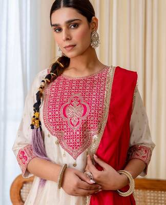 Off white color beautiful silk blend embroidered fancy kurta set 3