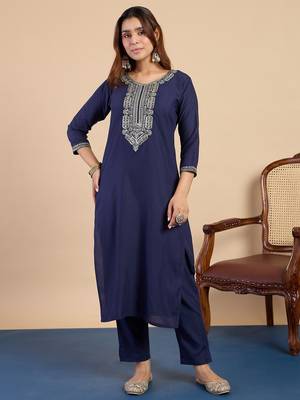 Nevy blue color beautiful embroidered graceful partywear ceremonial suit 4