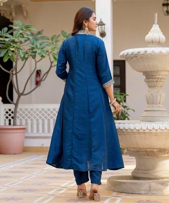Blue color vichitra silk embroidery graceful kurta set for party looks 2