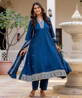 Blue color vichitra silk embroidery graceful kurta set for party looks 4