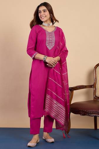 Pink color sophisticated cotton blend fabric embroidered fancy kurta set