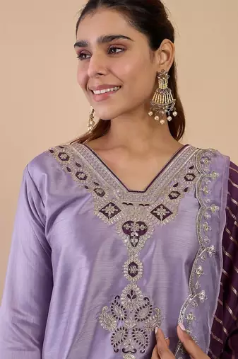 Lavender color sophisticated silk blend embroidered fancy kurta set