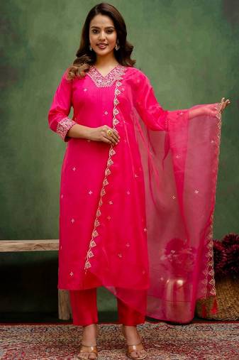 Pink color silk blend fabric designer embroidery work graceful designer kurta set for girls