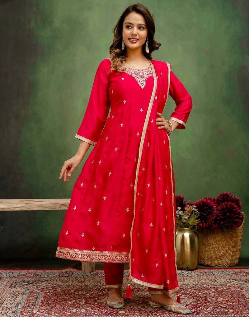 Pink color silk blend fabric designer embroidery work graceful designer kurta set for girls