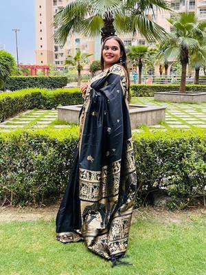 Black silk blend woven zari work saree with blouse 3
