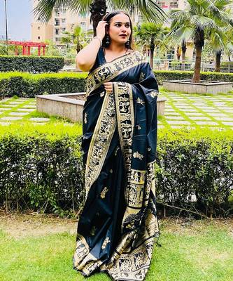 Black silk blend woven zari work saree with blouse 4