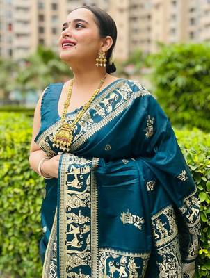 Light blue silk blend woven zari work saree with blouse 5