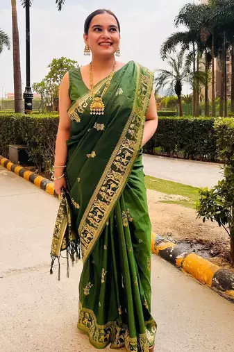 Dark green silk blend woven zari work saree with blouse