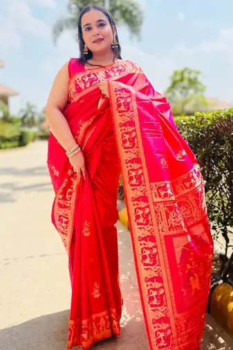 Pink silk blend woven zari work saree with blouse