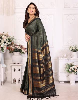 Green blended cotton woven zari work saree with blouse 2