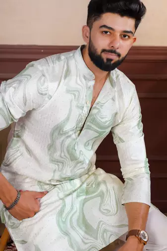 Green color art silk fabric stylish fancy partywear kurta payjama for men's