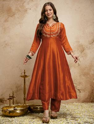 Orange vichitra silk embroidered kurti sharara set with dupatta 3