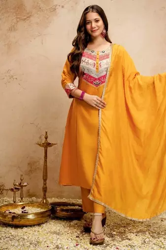 Yellow chanderi embroidered kurta set with dupatta & pants flared kurti for women