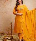 Elegant chanderi kurti pant set with solid bhagalpuri dupatta